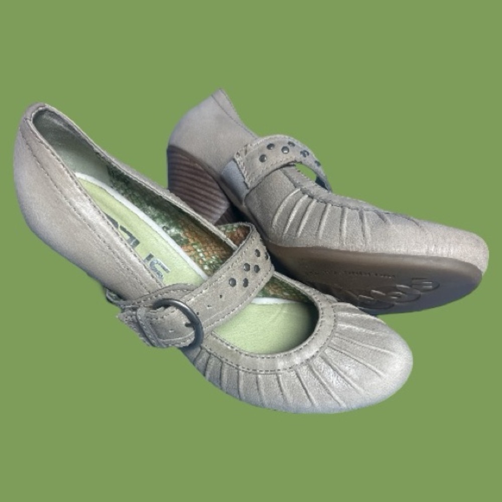 Mjus Mary Jane Y2k Heels Tan Size 39